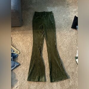 SHEIN Green Ribbed Flare Pants